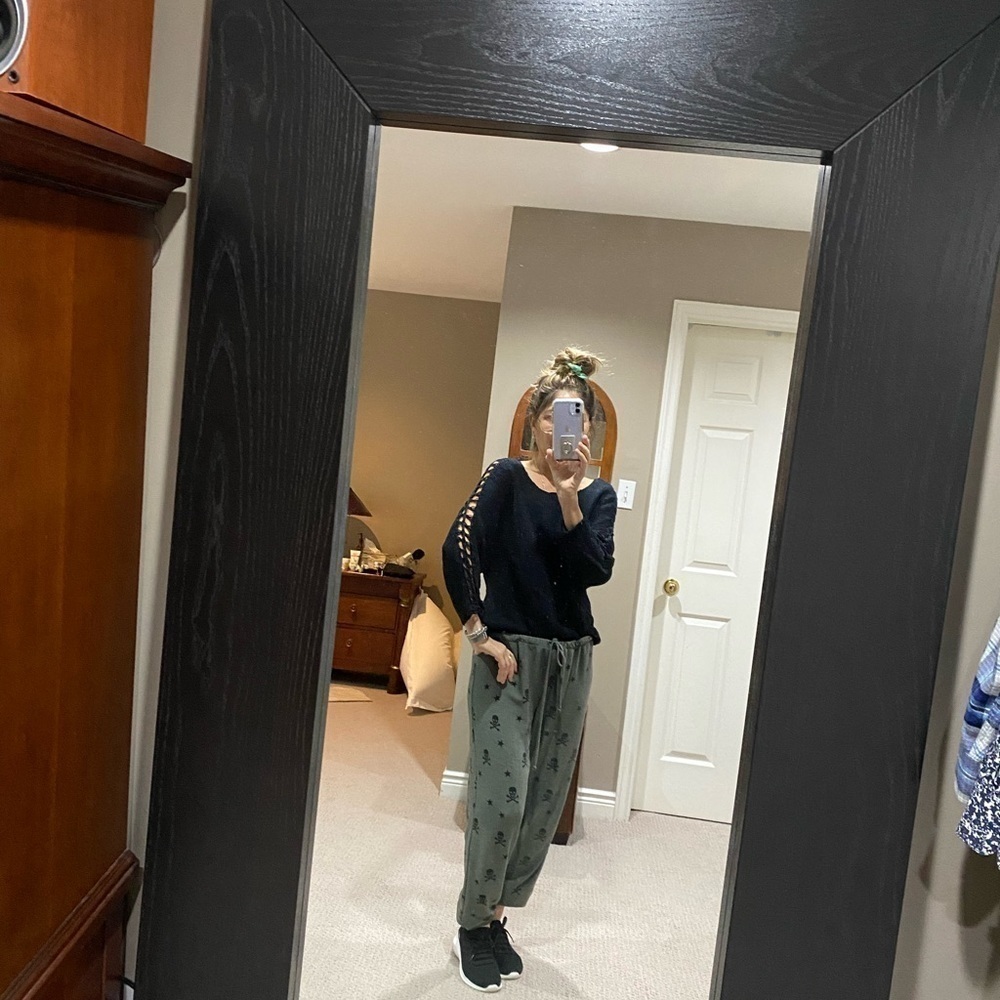 Line sweater - Picture 6 of 6